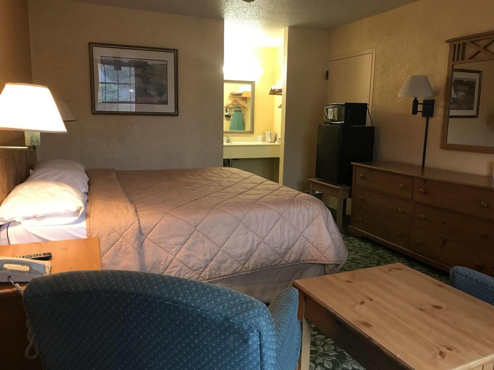 Seven Hills Suites I-10 Tallahassee Esterno foto