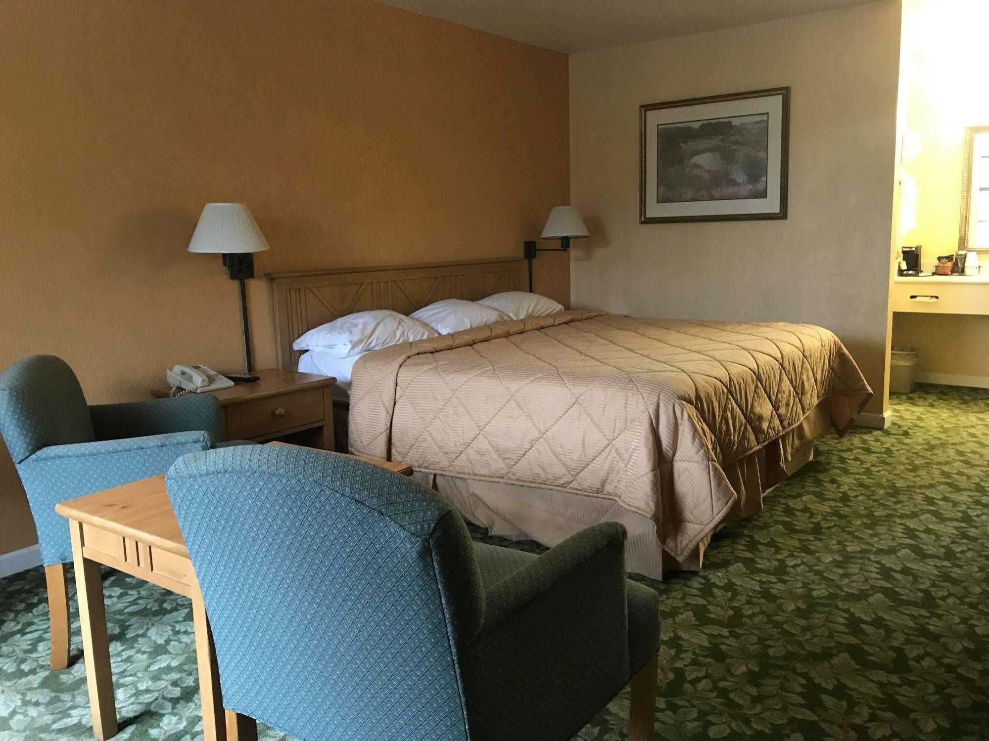 Seven Hills Suites I-10 Tallahassee Esterno foto
