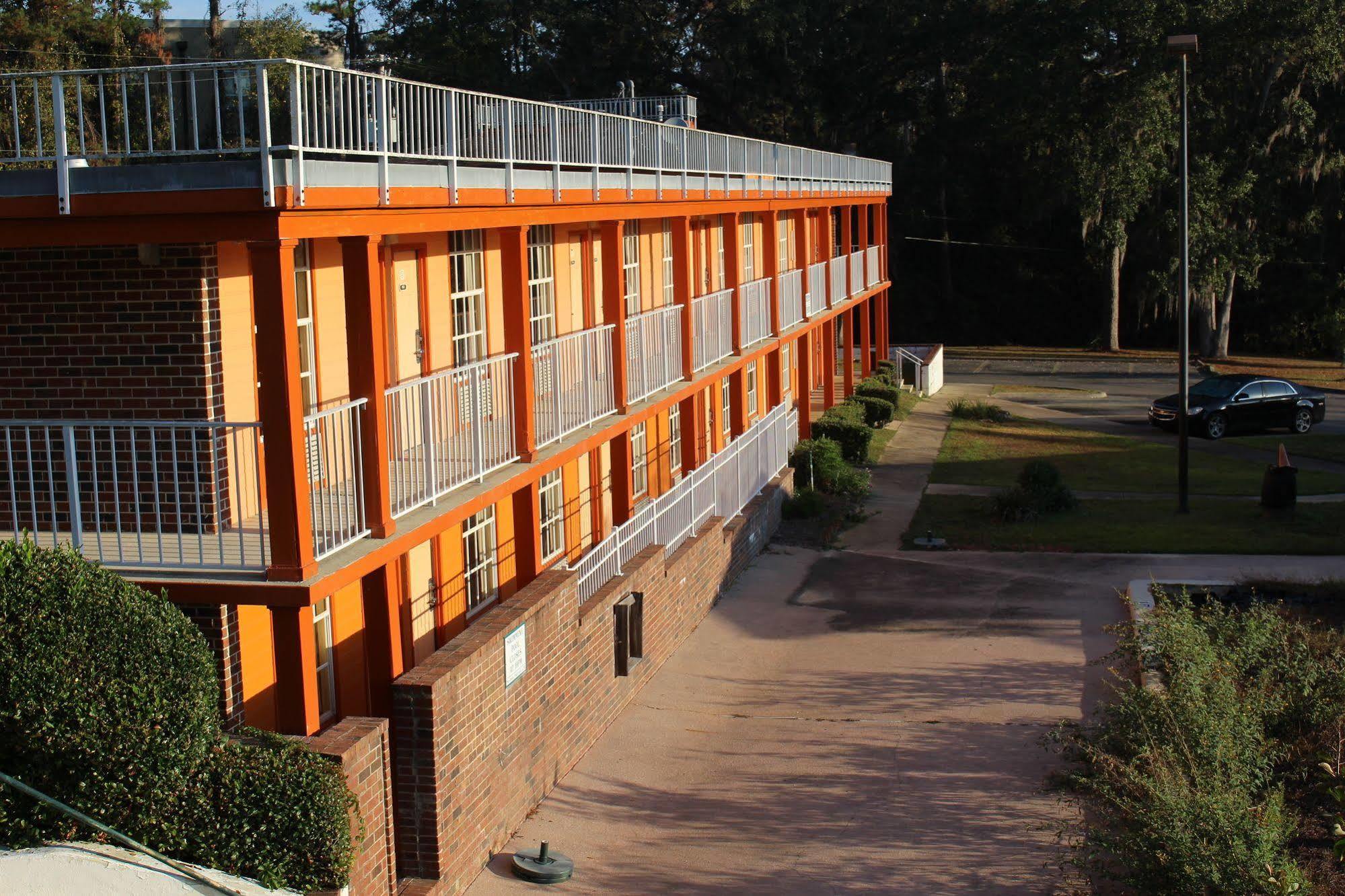Seven Hills Suites I-10 Tallahassee Esterno foto
